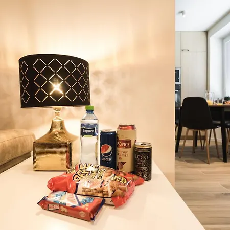 Apartament Flexihome Sk - Tolsteho - Free Parking On The Street - 2 Bedrooms