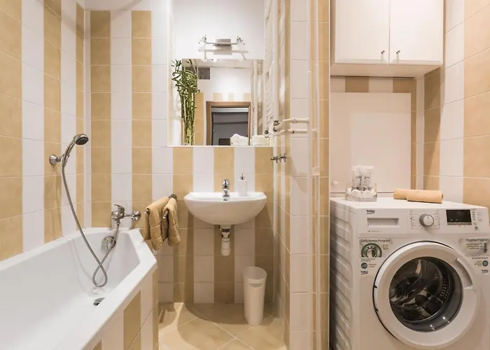 Flexihome Sk - Tolsteho - Free Parking On The Street - 2 Bedrooms 아파트