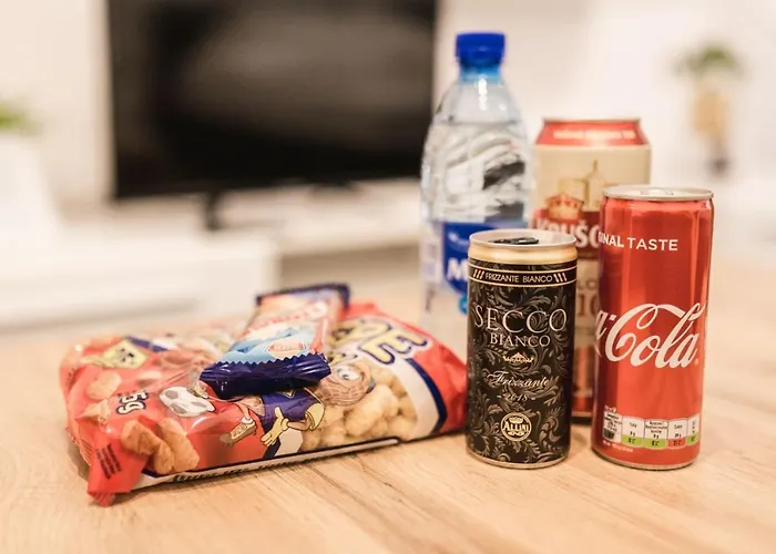 아파트 Flexihome Sk - Tolsteho - Free Parking On The Street - 2 Bedrooms *