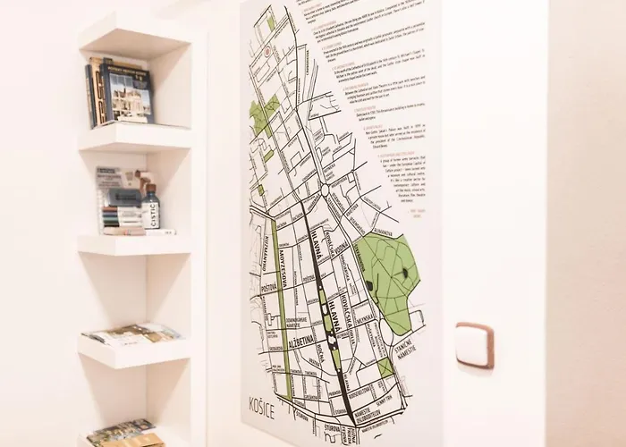 Flexihome Sk - Tolsteho - Free Parking On The Street - 2 Bedrooms 코시체